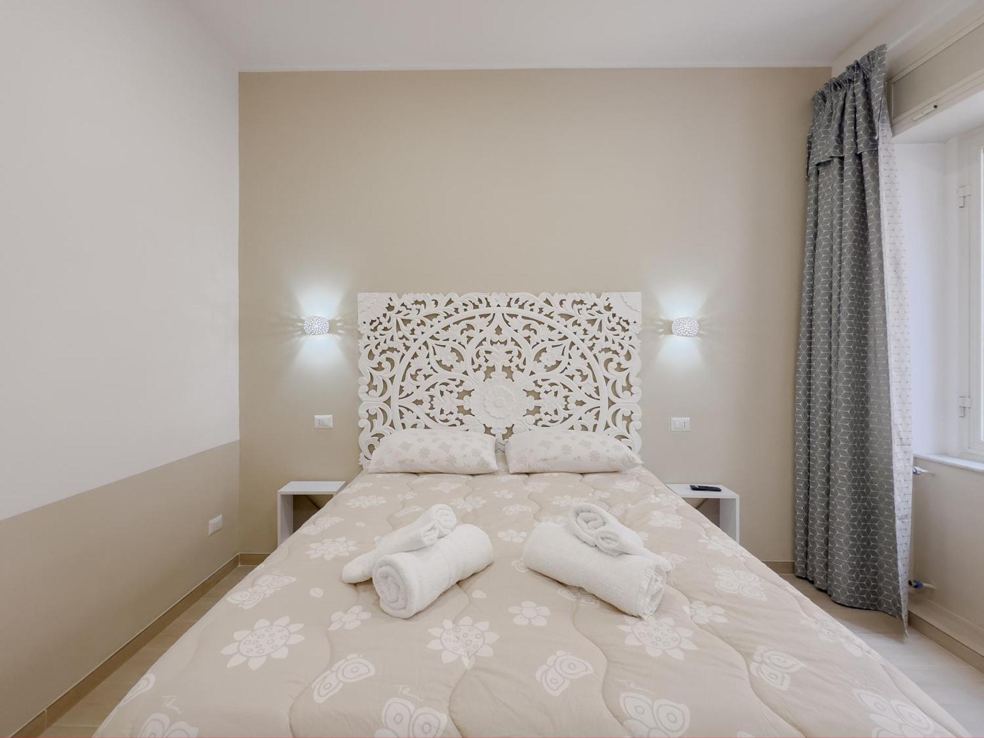 Real Poggio Hotel Napoli Bagian luar foto